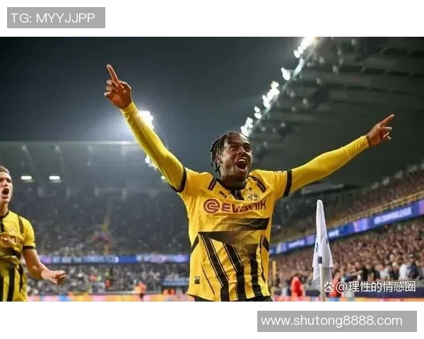 《绿茵场上的谎言与真爱：一位足球渣男球星的情感跌宕人生》